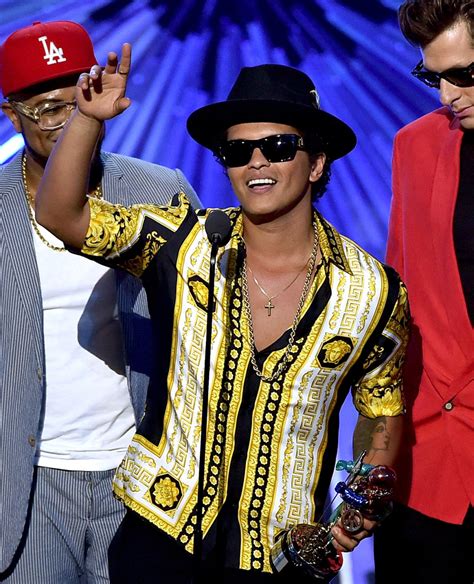 versace hemd bruno mars dupe|Mehr.